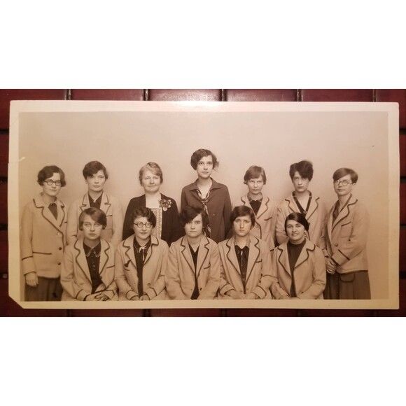 1920s 2 Vintage Photos of Women From Penn State College ~7"x4.5" - Picture 6 of 10